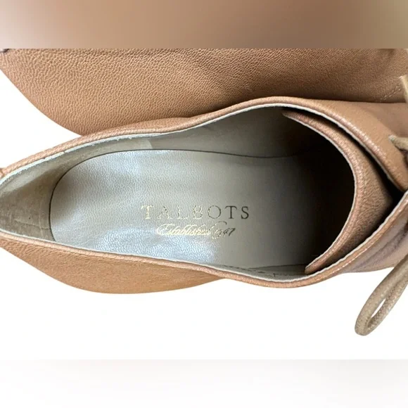 Talbots women’s Leather lace up taupe tan oxfords heel booties NWOT size 7B - Picture 2 of 9